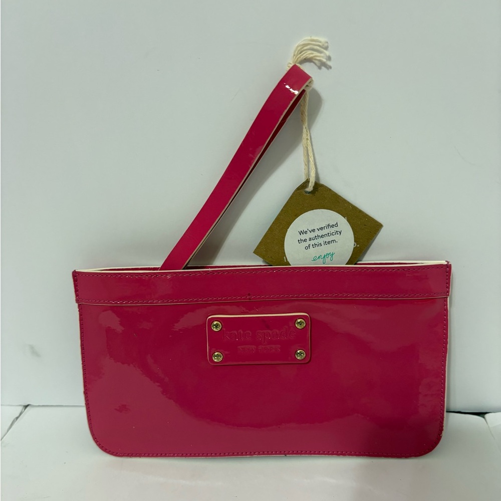 Kate Spade Sophie Flicker bag, which can function as a wristlet or clutch